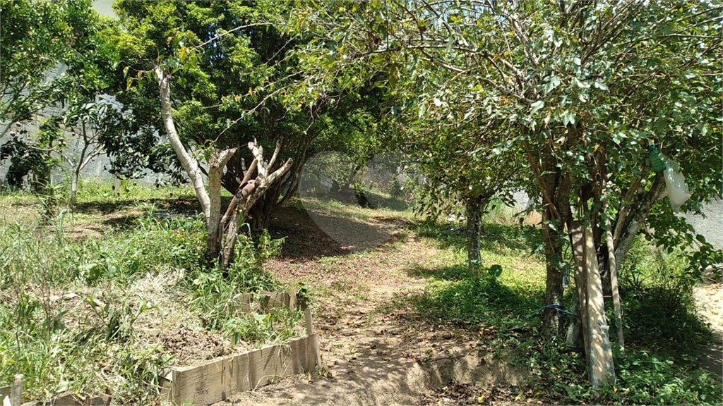 Chácara à venda com 3 suítes em Chácaras Copaco, Arujá, SP