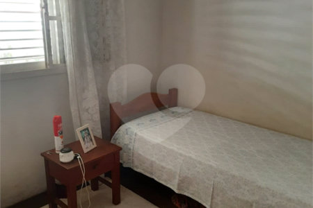 Casa à venda com 4 quartos, sendo 1 suíte, em Jardim Trussardi, São Paulo, SP