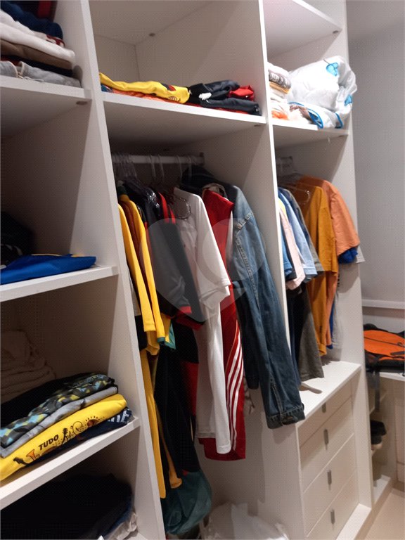 Apartamento à venda com 3 quartos, sendo 1 suíte, em Rio Comprido, Rio de Janeiro, RJ