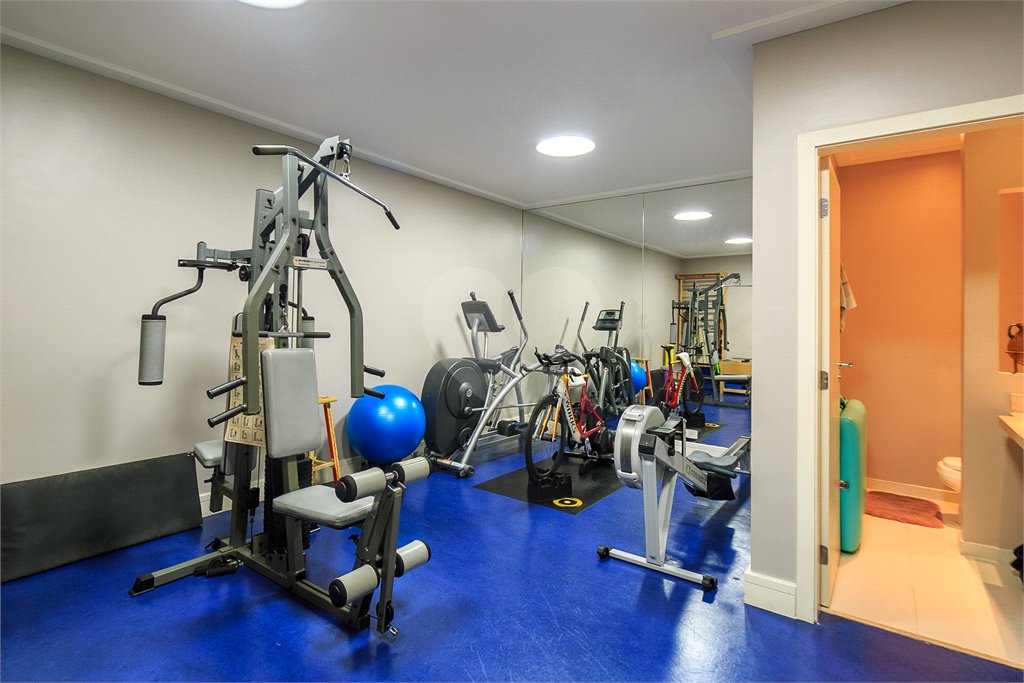 Casa à venda com 4 suítes no condomínio L`exclusive, São Paulo - SP