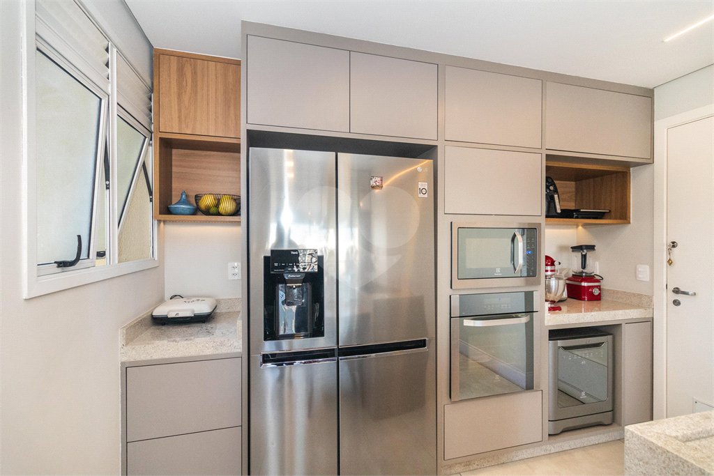 Apartamento à venda com 3 quartos, sendo 2 suítes, em Vila Romana, São Paulo, SP