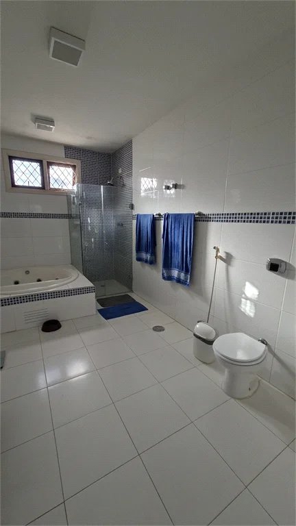Casa à venda com 5 quartos, sendo 4 suítes, em Butantã, São Paulo, SP