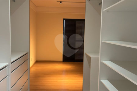 Casa à venda com 3 suítes no condomínio Jardim Residencial Dona Maria José, Indaiatuba - SP