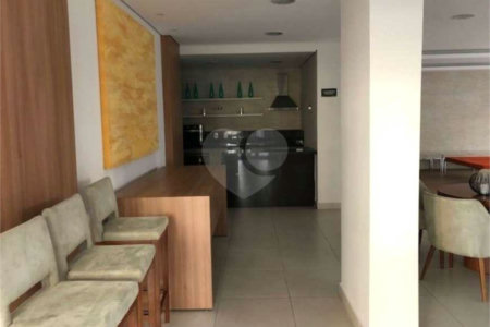 Apartamento à venda com 3 quartos, sendo 1 suíte,  em Jardim Brasil (zona Sul), São Paulo, SP