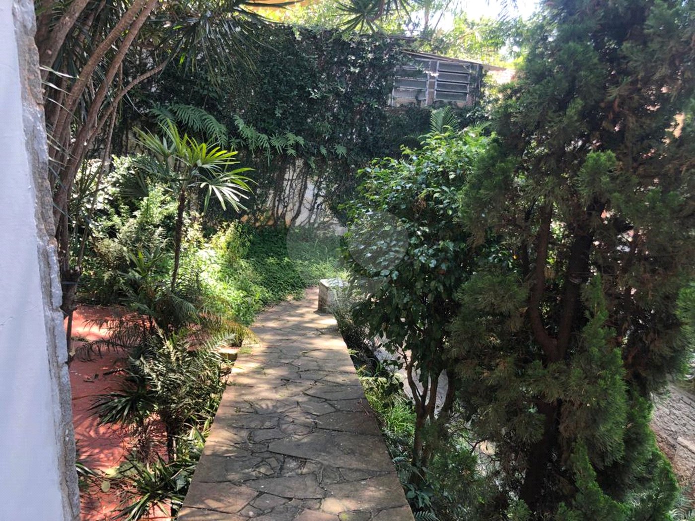 Casa à venda com 4 quartos, sendo 1 suíte,  em Jardim Colombo, São Paulo, SP