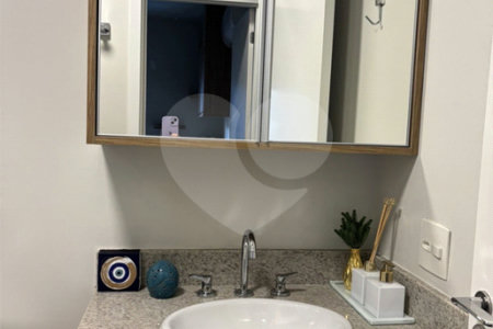 Apartamento à venda com 2 quartos, sendo 1 suíte,  em Vila Clementino, São Paulo, SP