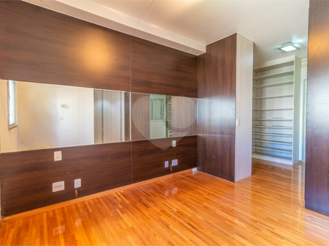Apartamento à venda com 2 suítes em Brooklin, São Paulo, SP