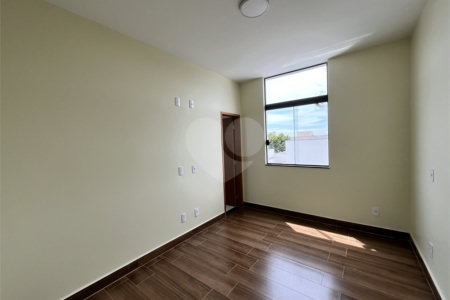 Casa à venda com 3 suítes no condomínio Terras de São Francisco, Sorocaba - SP