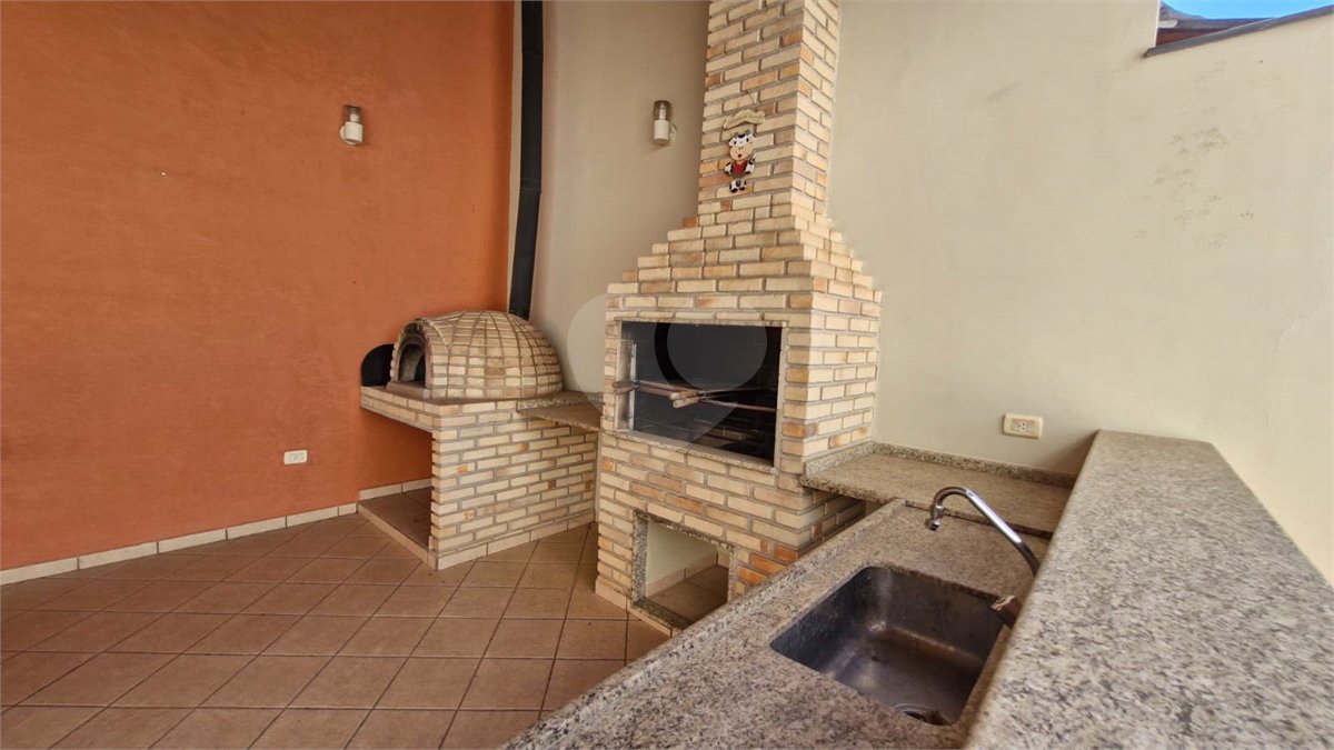 Casa sofisticada à venda em bairro nobre de Atibaia | 3 dormitórios | 408 m²
