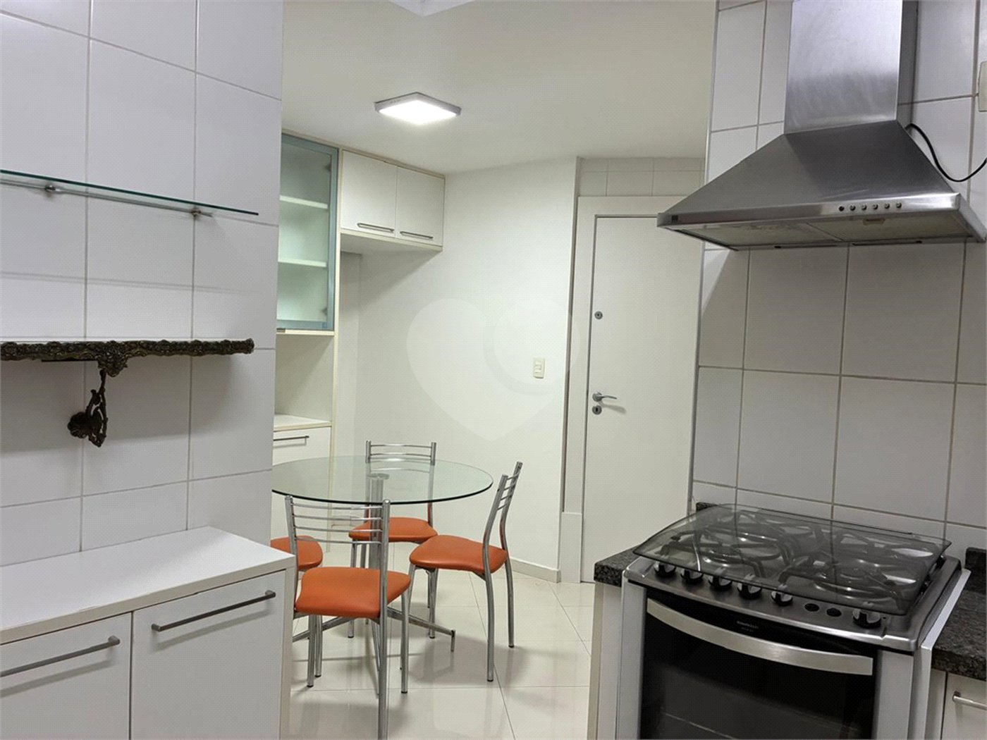 Apartamento à venda com 3 quartos, sendo 1 suíte, em Vila Guilherme, São Paulo, SP