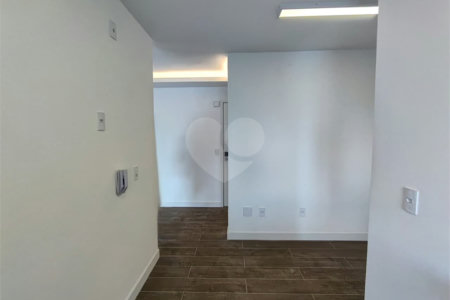Apartamento à venda com 2 suítes em Vila Guiomar, Santo André, SP