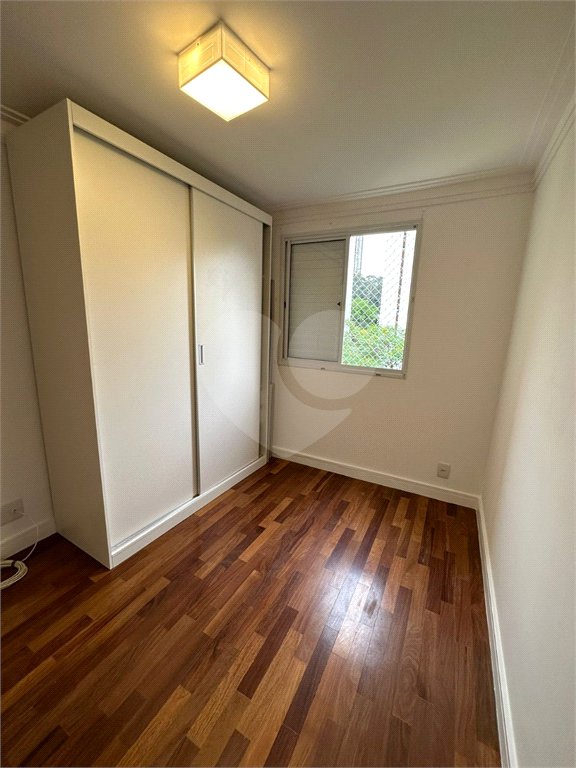 Apartamento à venda com 3 quartos, sendo 1 suíte, em Lar São Paulo, São Paulo, SP