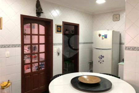 Casa à venda ou para alugar com 3 suítes em Parque Campolim, Sorocaba, SP