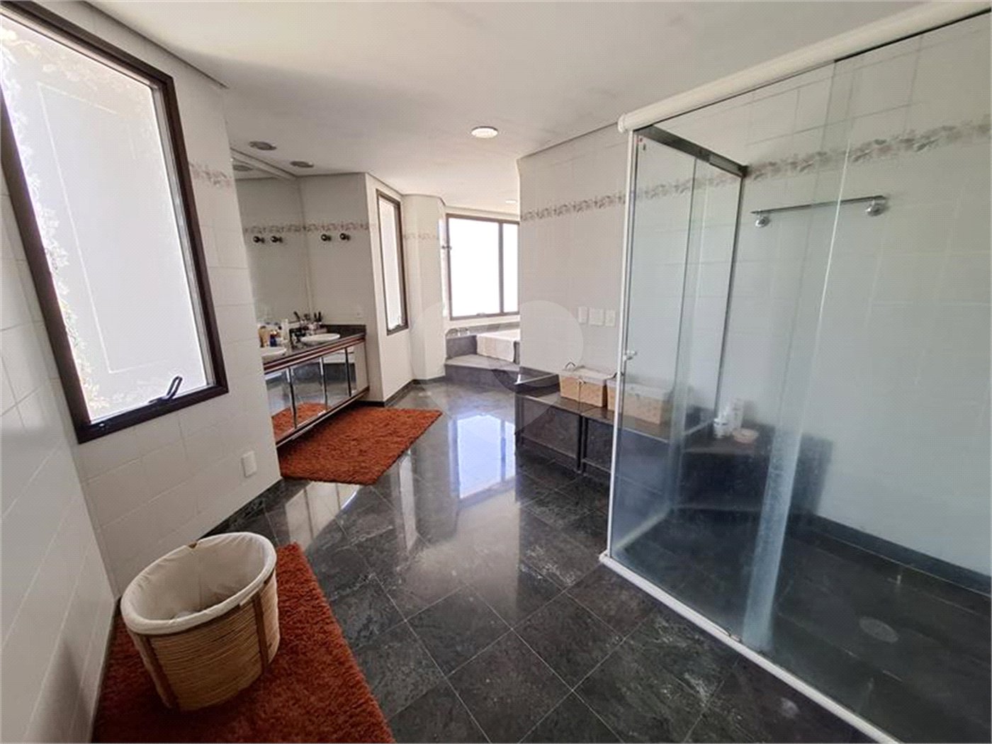 Apartamento, a venda, com 300m² de área privativa, 4 suítes, 4 vagas - Santana / SP