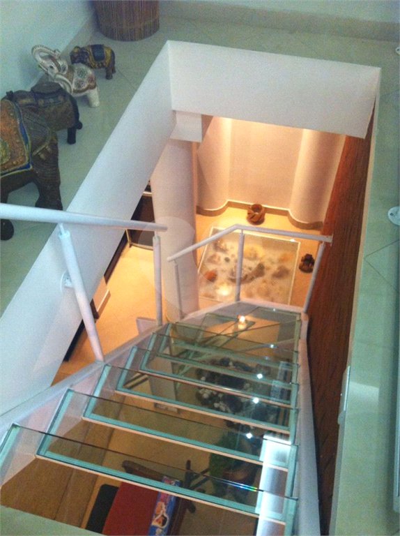 Casa à venda com 3 quartos, sendo 1 suíte, no condomínio Greenland, São Paulo - SP