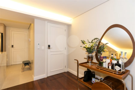 Apartamento à venda com 3 quartos, sendo 1 suíte,  em Vila Uberabinha, São Paulo, SP