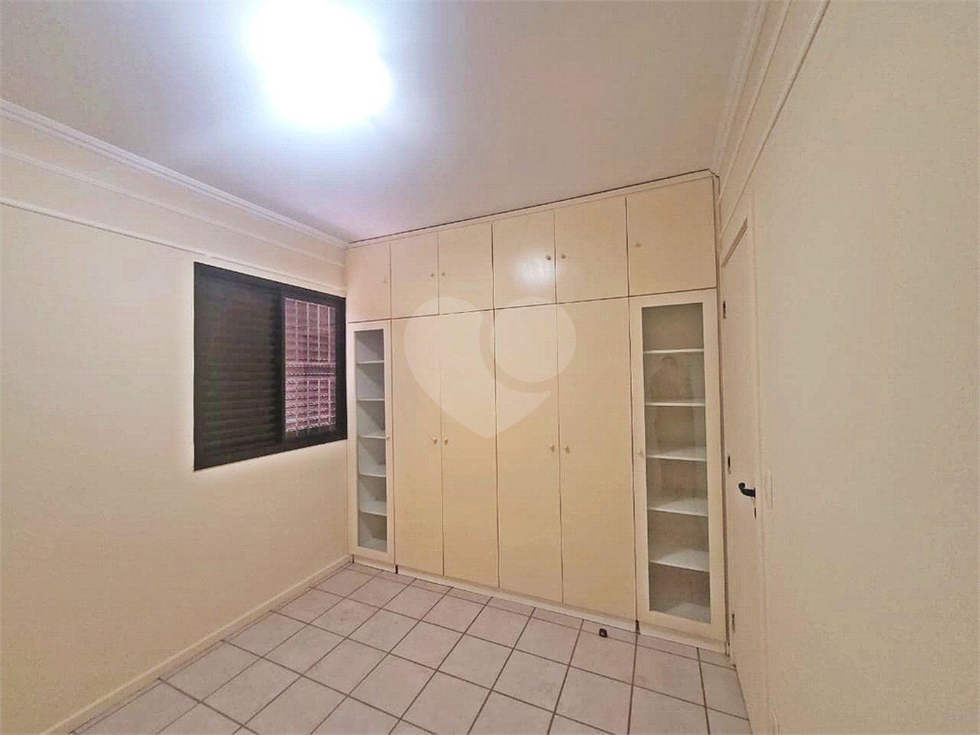 Apartamento à venda com 3 quartos, sendo 1 suíte,  em Santa Cruz do José Jacques, Ribeirão Preto, SP