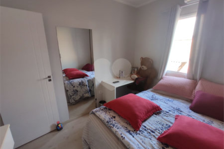 Sobrado à venda com 3 quartos, sendo 1 suíte, em Vila Ema, São Paulo, SP