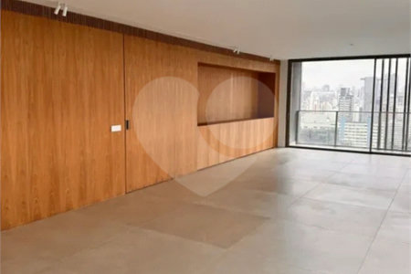 Apartamento para alugar com 4 quartos, sendo 3 suítes, em Pinheiros, São Paulo, SP