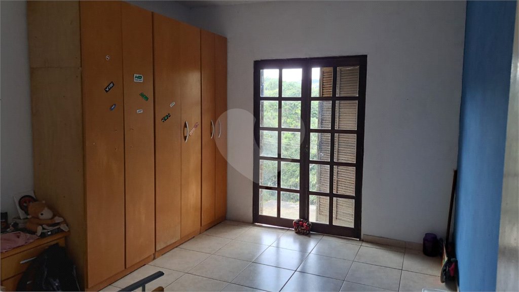 Casa à venda com 3 quartos, sendo 1 suíte, no condomínio Alpes da Cantareira, Mairiporã - SP