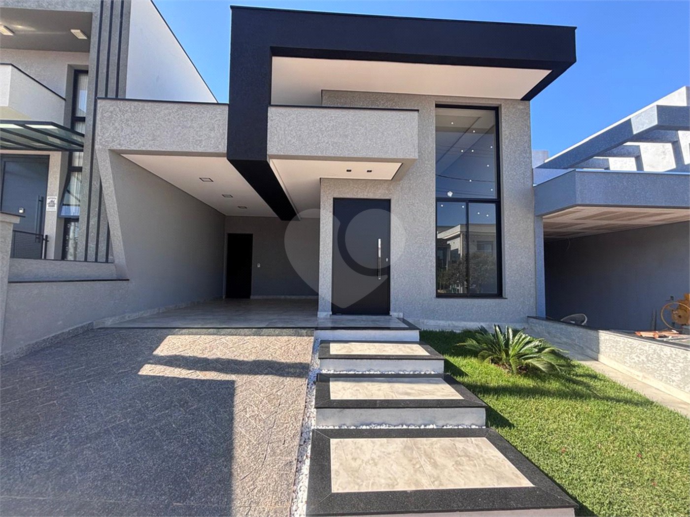 Casa à venda com 3 suítes no condomínio Villagio Wanel, Sorocaba - SP