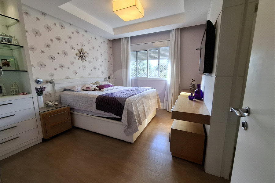 Apartamento à venda com 3 suítes em Santana, São Paulo, SP