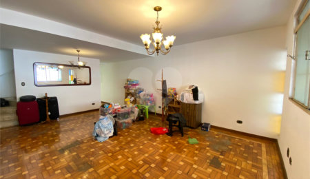 Casa à venda com 3 quartos, sendo 1 suíte,  em Planalto Paulista, São Paulo, SP