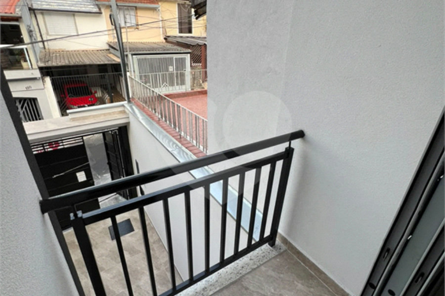 Sobrado à venda com 3 suítes em Parada Inglesa, São Paulo, SP