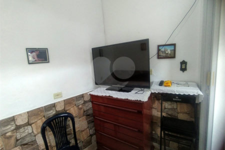 Casa à venda com 4 quartos em Chora Menino, São Paulo, SP