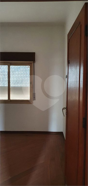 Sobrado à venda com 3 quartos em Várzea da Barra Funda, São Paulo, SP