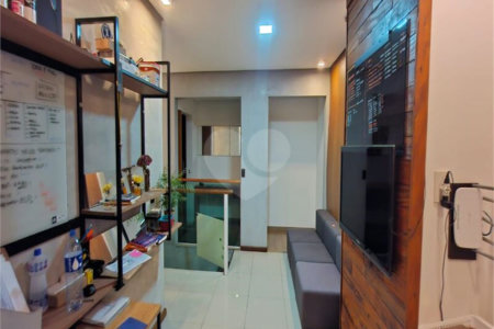 Casa à venda com 3 suítes em Taboão, São Roque, SP
