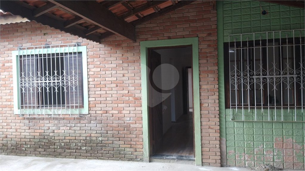 Casa à venda com 3 quartos no Centro, Bertioga, SP