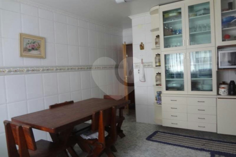 Sobrado à venda com 3 quartos, sendo 1 suíte,  em Santana, São Paulo, SP