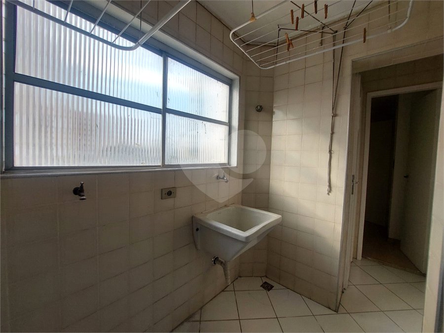 Apartamento à venda com 3 quartos em Vila Ipojuca, São Paulo, SP