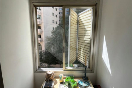 Apartamento à venda com 3 quartos, sendo 2 suítes,  em Jardim Paulista, São Paulo, SP