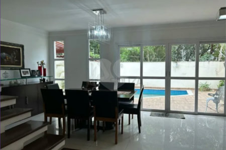 Casa à venda com 4 quartos, sendo 3 suítes, no condomínio Residencial Nova Cantareira, São Paulo - SP