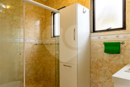 Casa à venda com 3 quartos, sendo 1 suíte, em São Judas, São Paulo, SP
