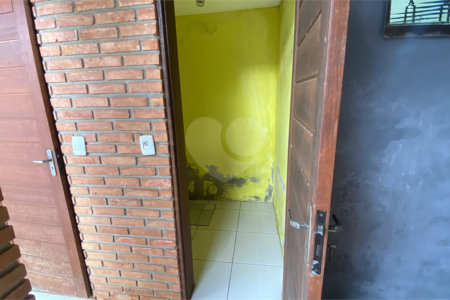 Casa para alugar com 2 quartos, sendo 1 suíte,  em Vila Carolina, Itapetininga, SP