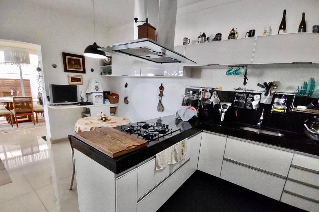 Casa à venda com 3 suítes no condomínio Aldeia da Mata, Votorantim - SP