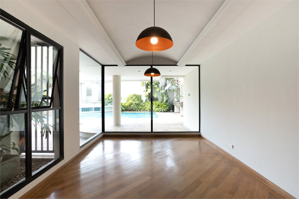 Casa à venda com 4 suítes em Alto da Lapa, São Paulo, SP