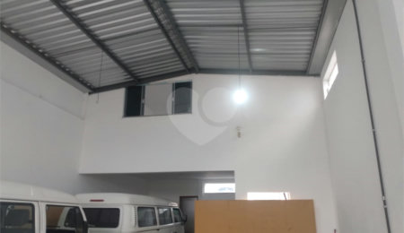 Salão Comercial para alugar em Vila Nastri, Itapetininga, SP