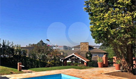 Casa à venda com 4 quartos, sendo 2 suítes,  no condomínio Estância Marambaia, Vinhedo - SP