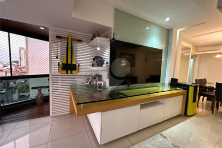 Apartamento à venda ou para alugar com 4 quartos, sendo 1 suíte, no Centro, Mogi das Cruzes, SP