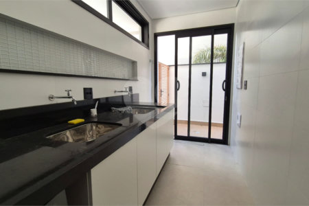 Casa à venda com 5 suítes no condomínio Alphaville Nova Esplanada 3, Votorantim - SP