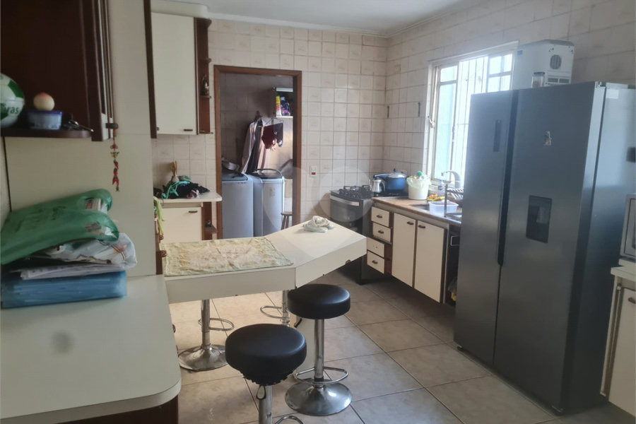 Sobrado à venda com 4 quartos, sendo 1 suíte,  em Vila Prudente, São Paulo, SP