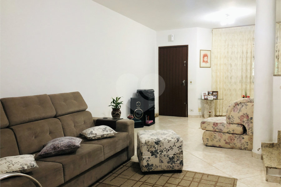 Sobrado à venda com 3 quartos em Tremembé, São Paulo, SP