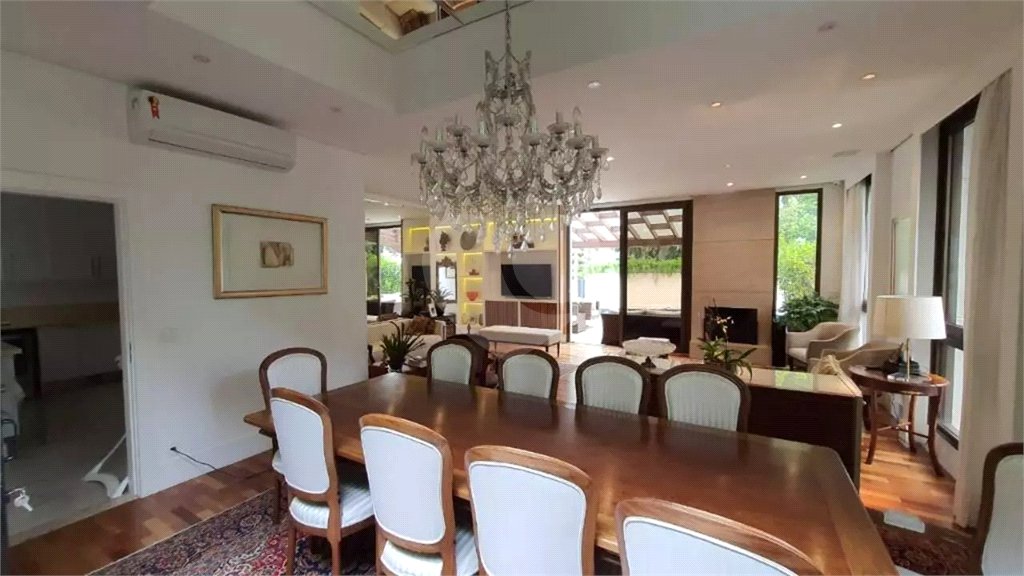 Casa à venda com 3 suítes no condomínio Metropolitan, São Paulo - SP