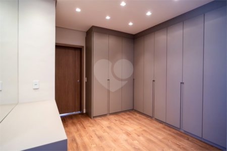 Apartamento à venda com 3 suítes em Jardim Faculdade, Sorocaba, SP