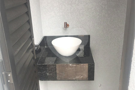 Casa à venda com 3 quartos, sendo 1 suíte,  no condomínio Horto Florestal Villagio, Sorocaba - SP