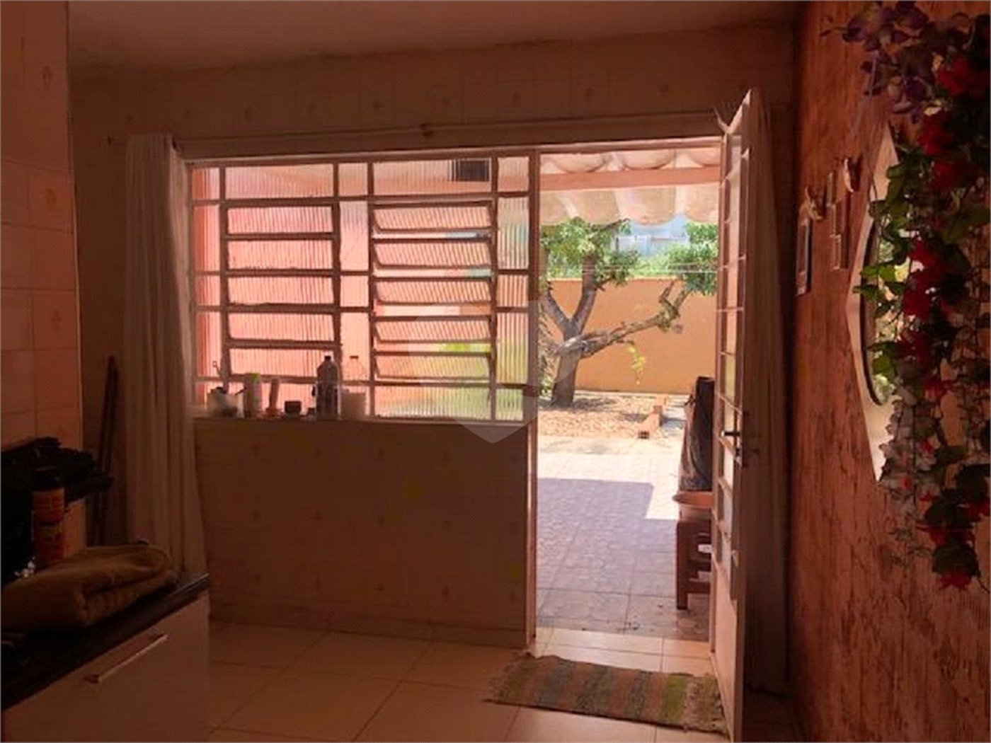 Sobrado à venda com 2 quartos em Vila Vitório Mazzei, São Paulo, SP